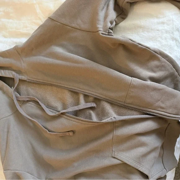 ALO Yoga Taupe Zip-Up Hoodie - Picture 3 of 3